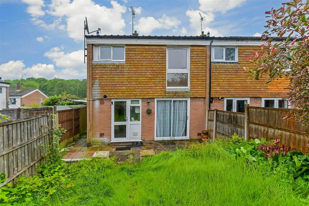 3 bed End of Terrace