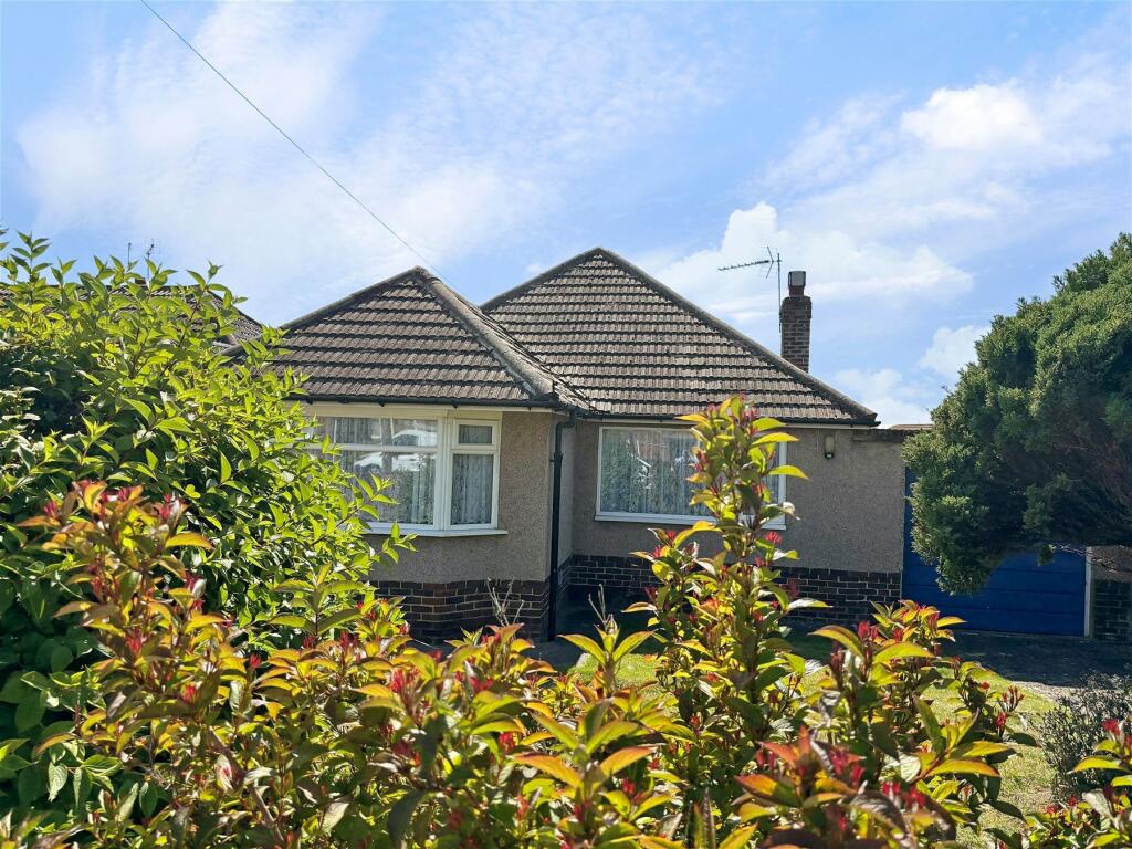 2 bed Detached Bungalow