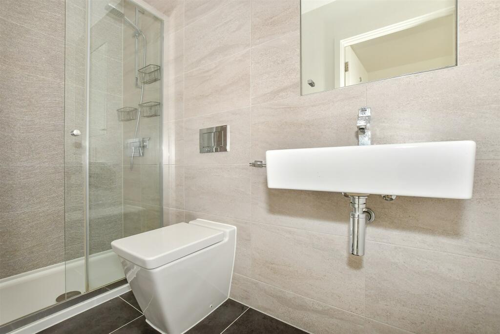 2 bed Apartment