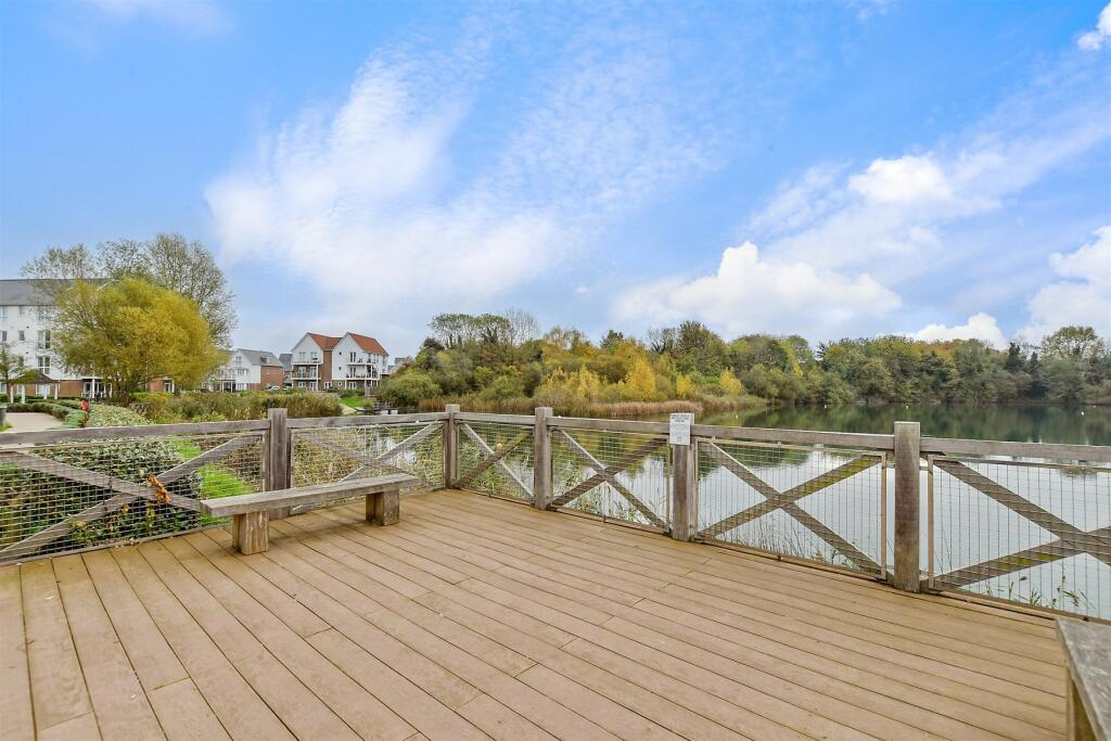 2 bed Apartment