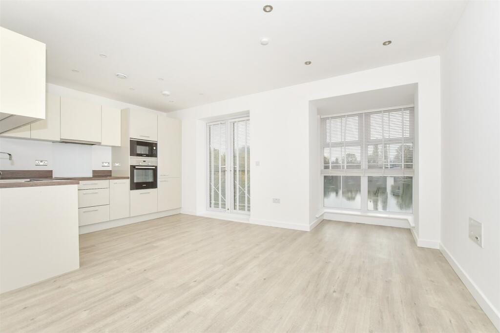 2 bed Apartment