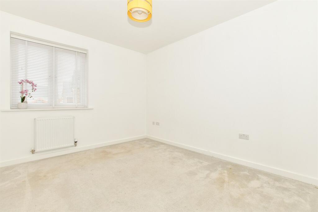 2 bed Apartment