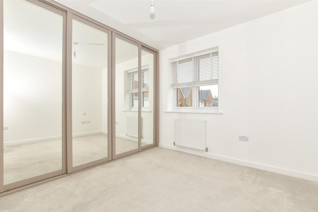 2 bed Apartment