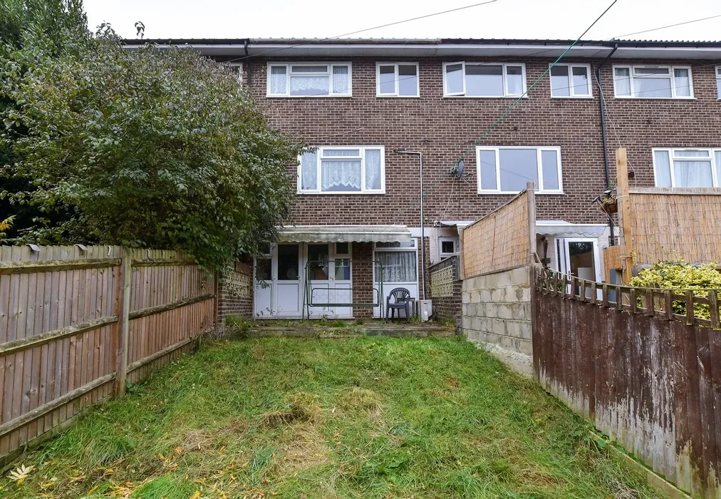 3 bed Town House