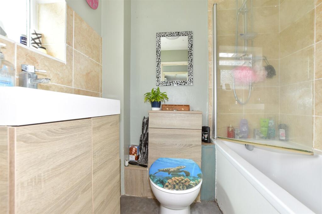 2 bed Terraced