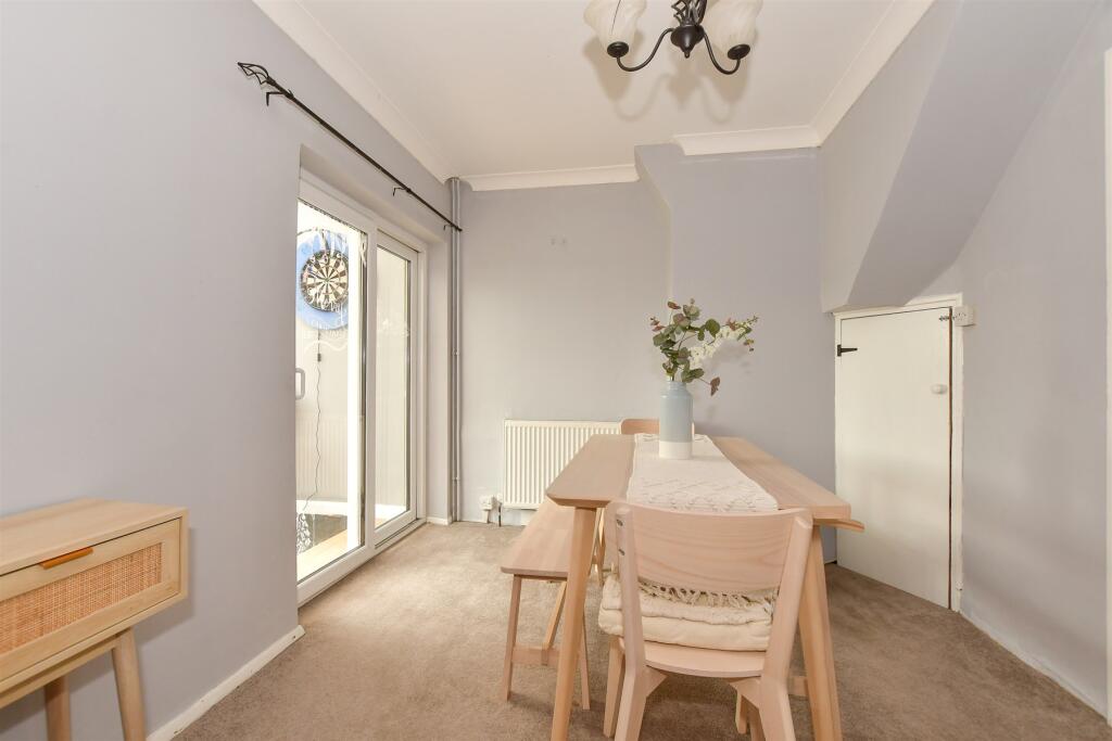 3 bed Terraced