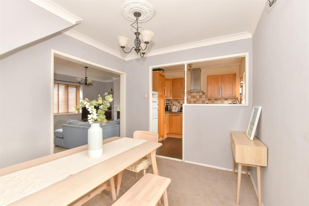 3 bed Terraced