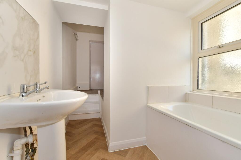 2 bed Apartment