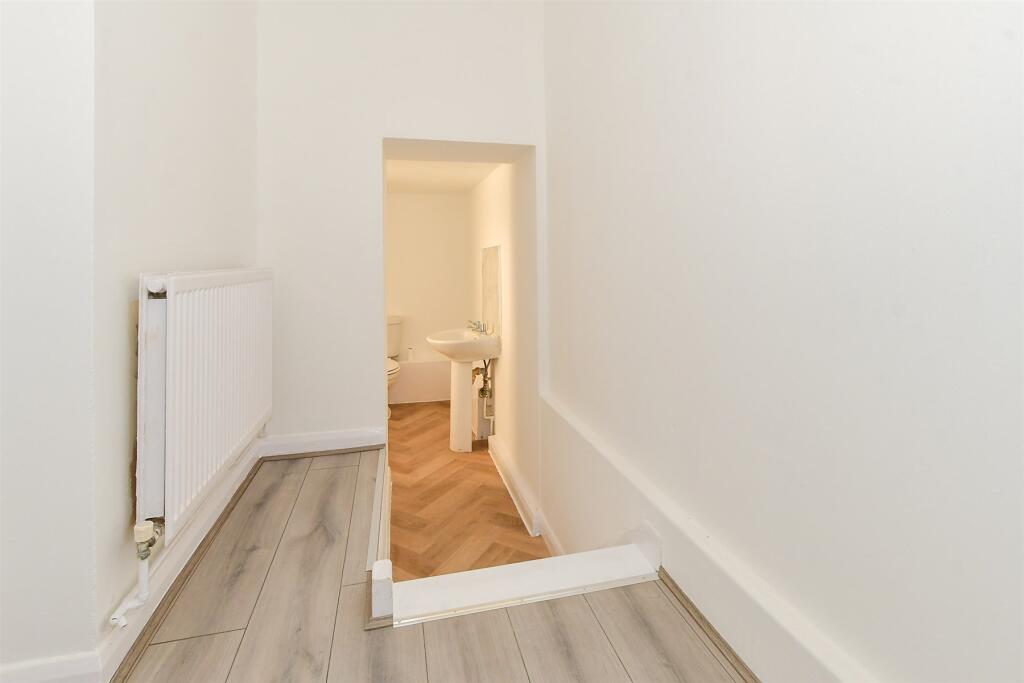 2 bed Apartment