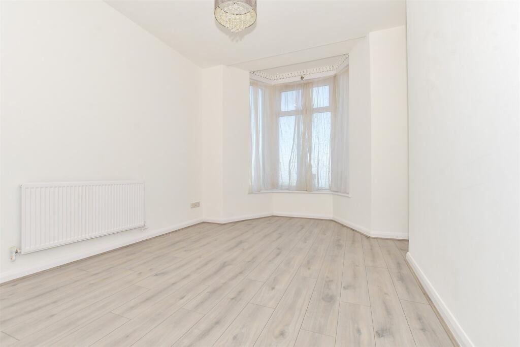 2 bed Apartment