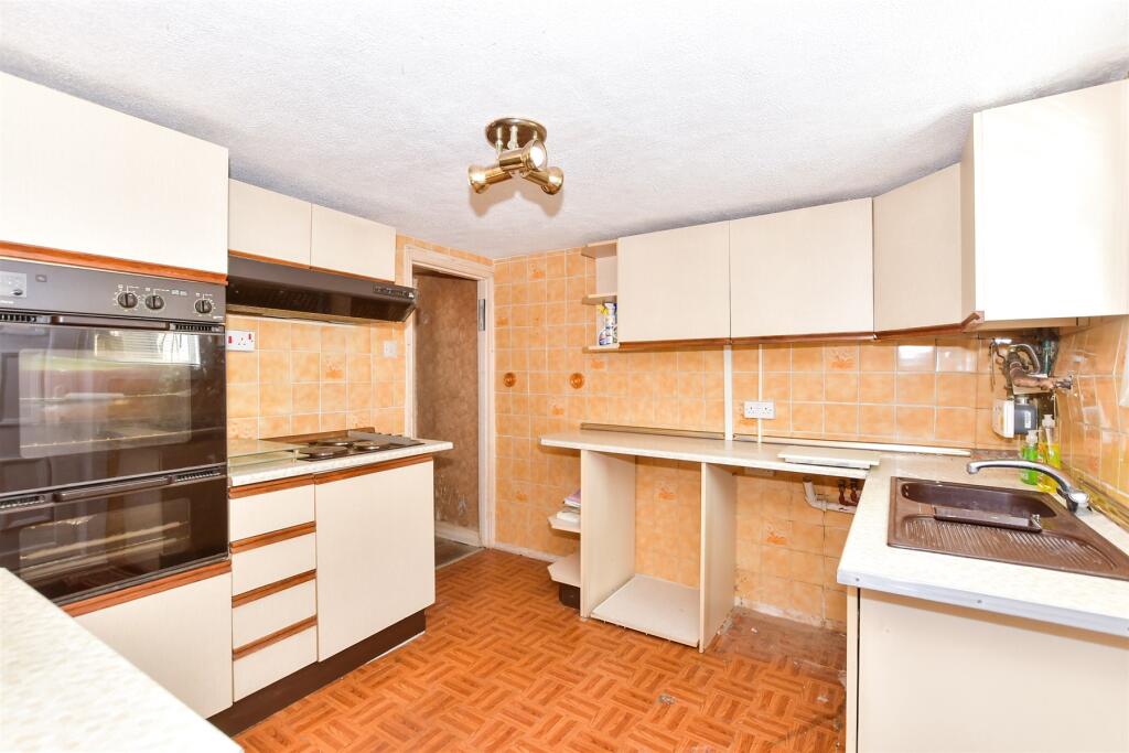 2 bed Terraced
