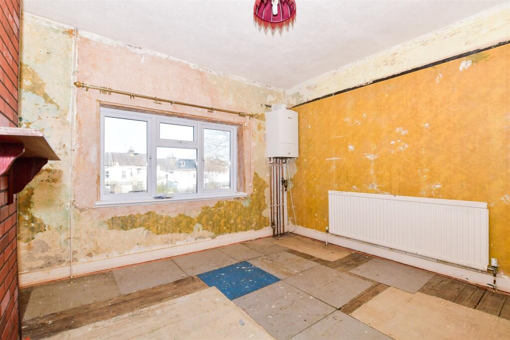 2 bed Terraced