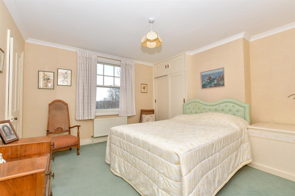 3 bed Detached