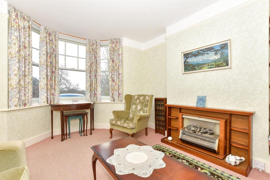 3 bed Detached