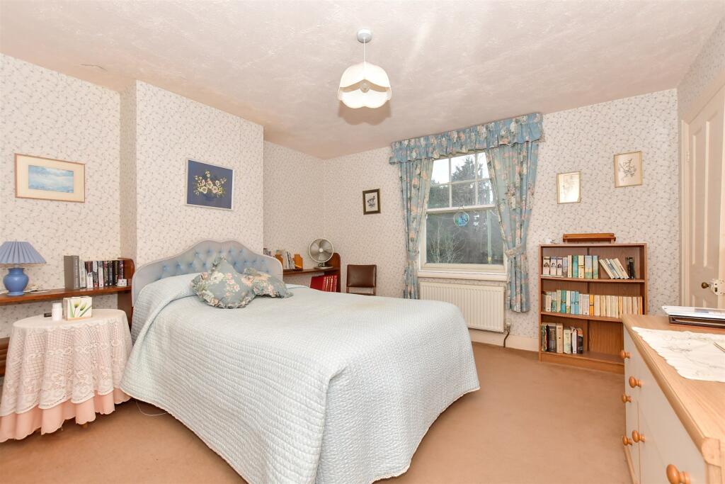 3 bed Detached