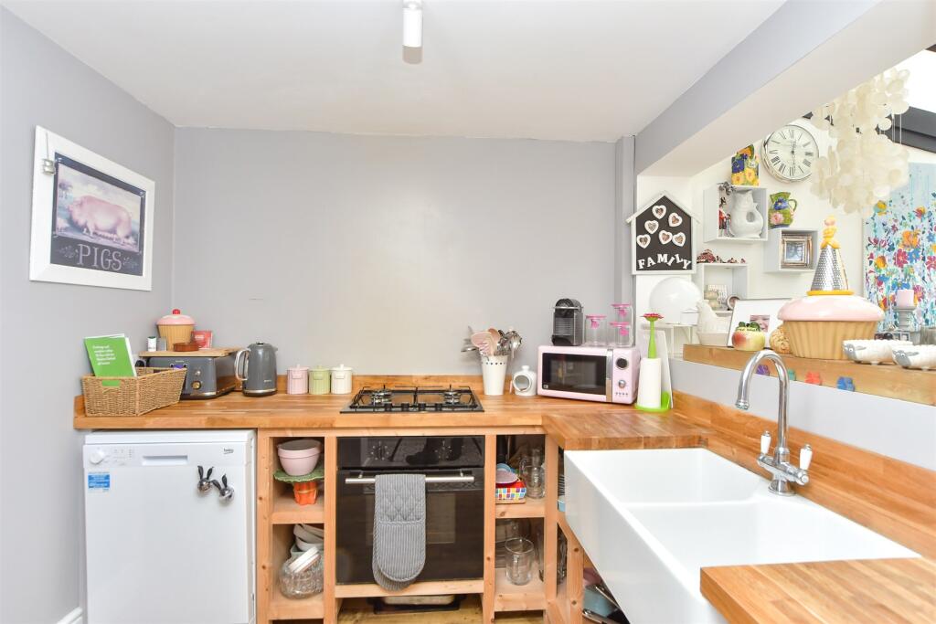 3 bed Terraced