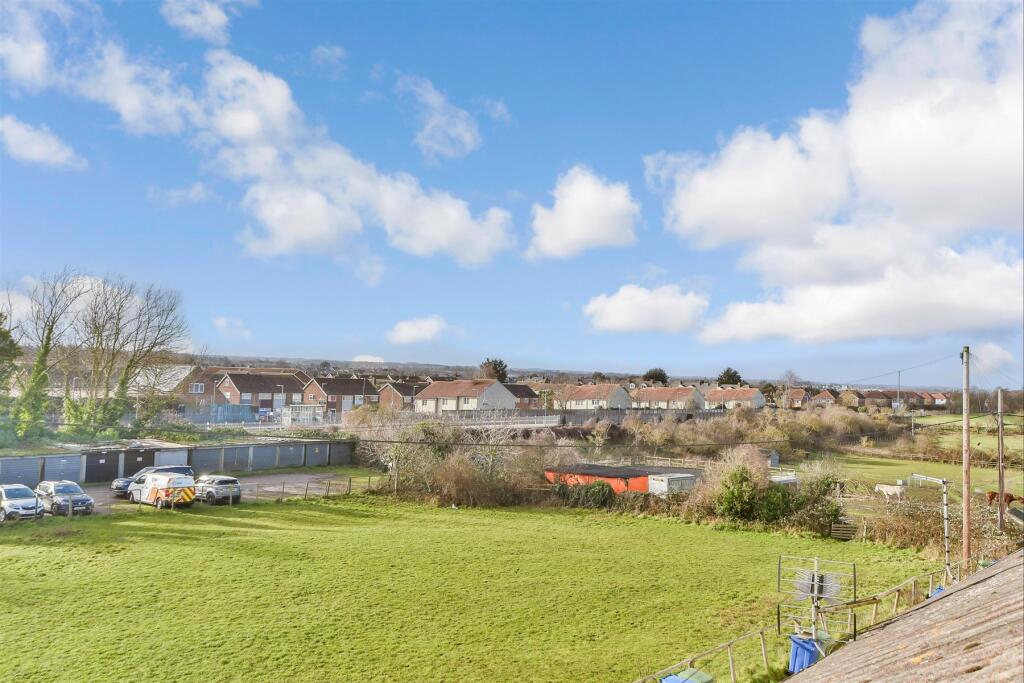 3 bed Terraced