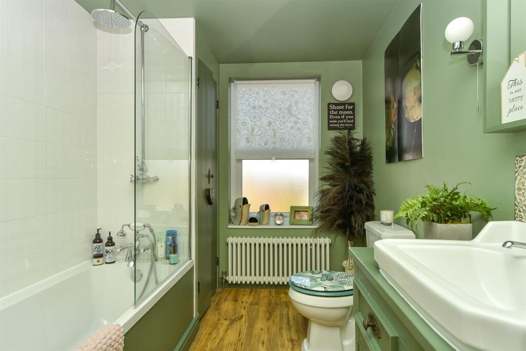 3 bed Terraced
