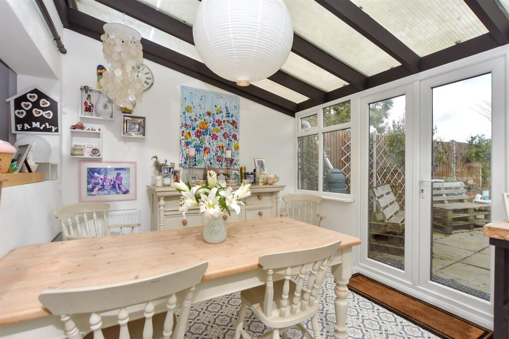 3 bed Terraced