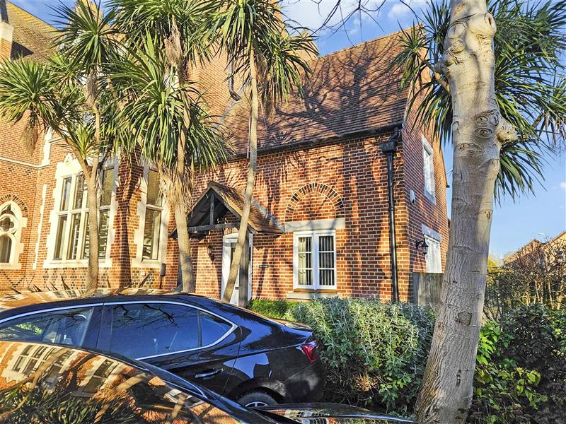 2 bed Semi-Detached