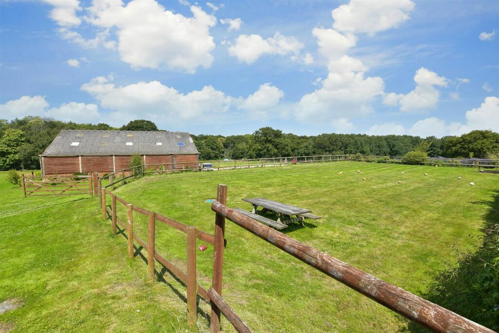 5 bed Campsite & Holiday Village