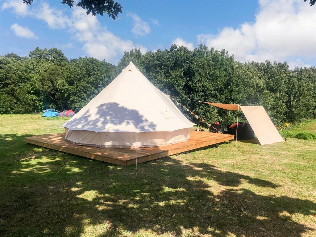 5 bed Campsite & Holiday Village