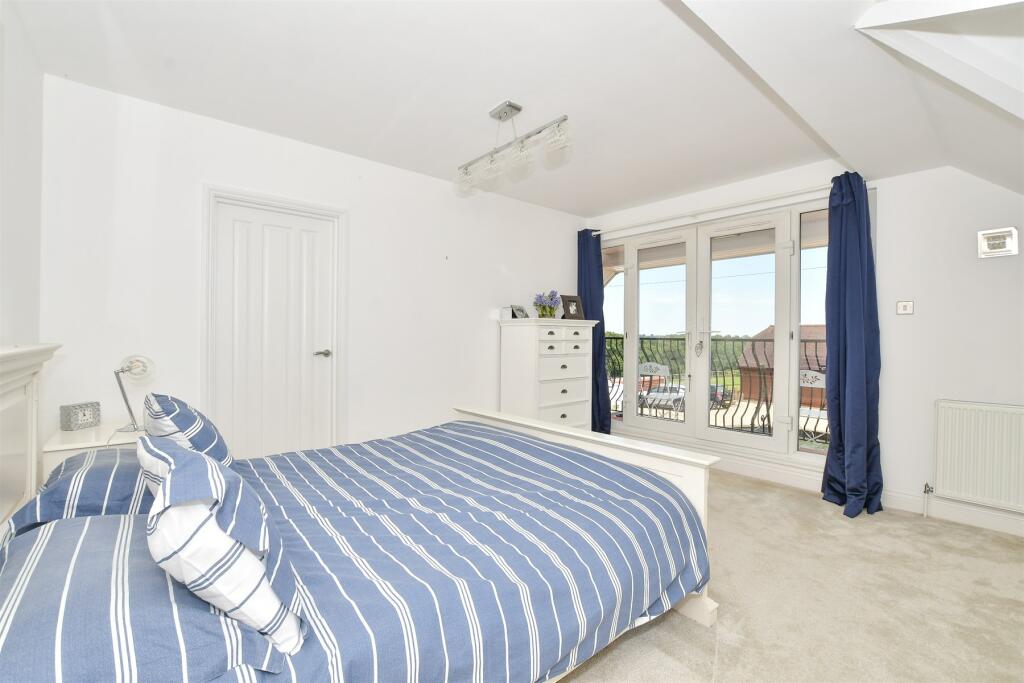 5 bed Campsite & Holiday Village
