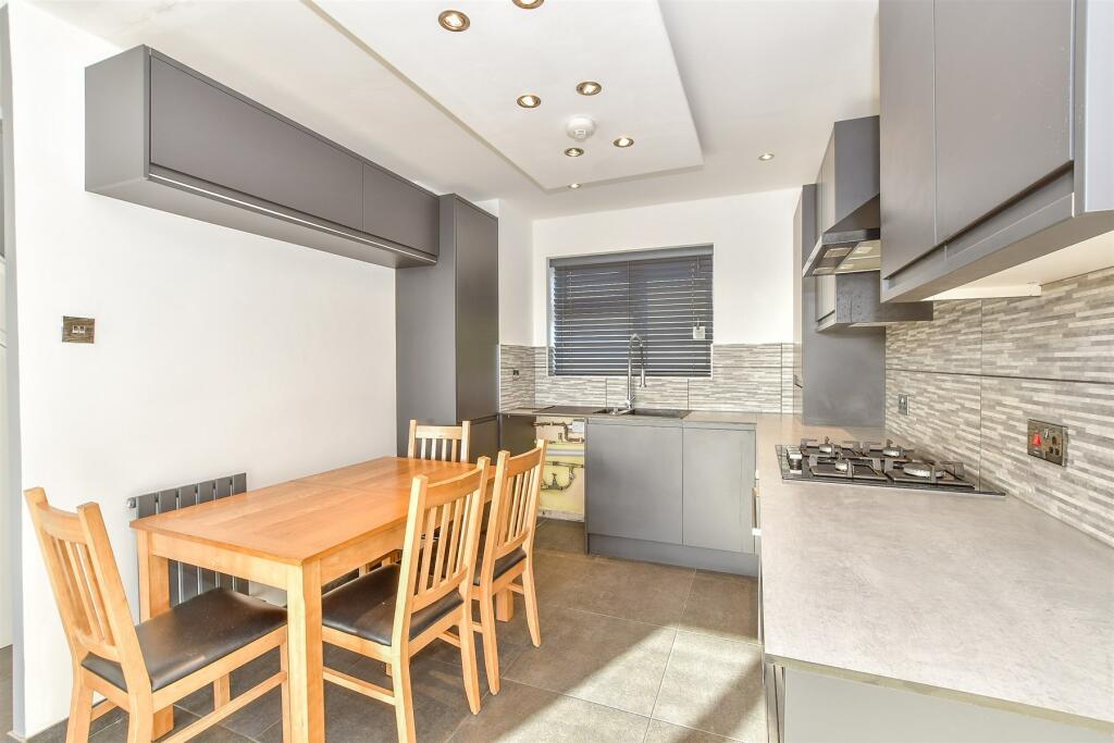 2 bed Apartment