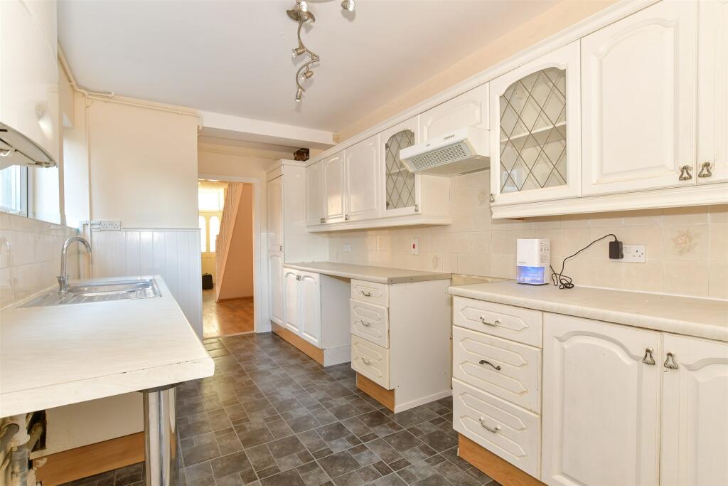 3 bed Terraced