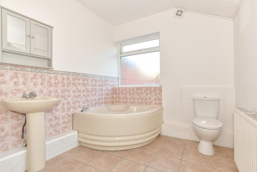 3 bed Terraced