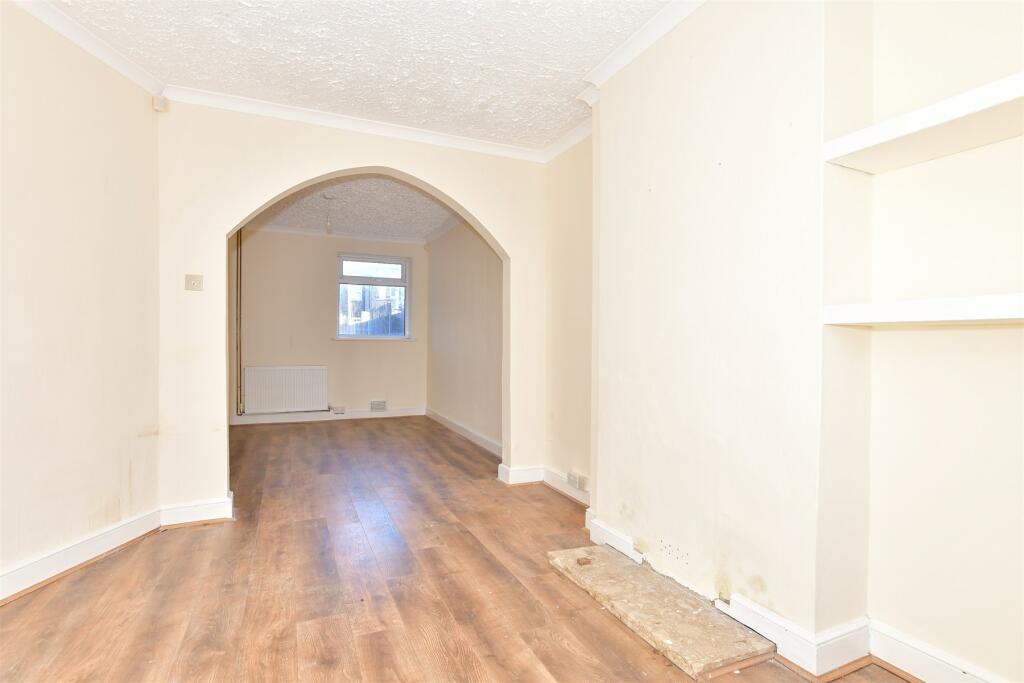 3 bed Terraced