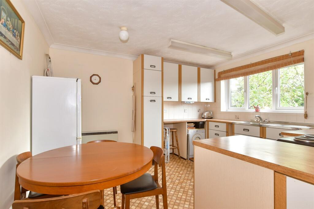 2 bed Apartment