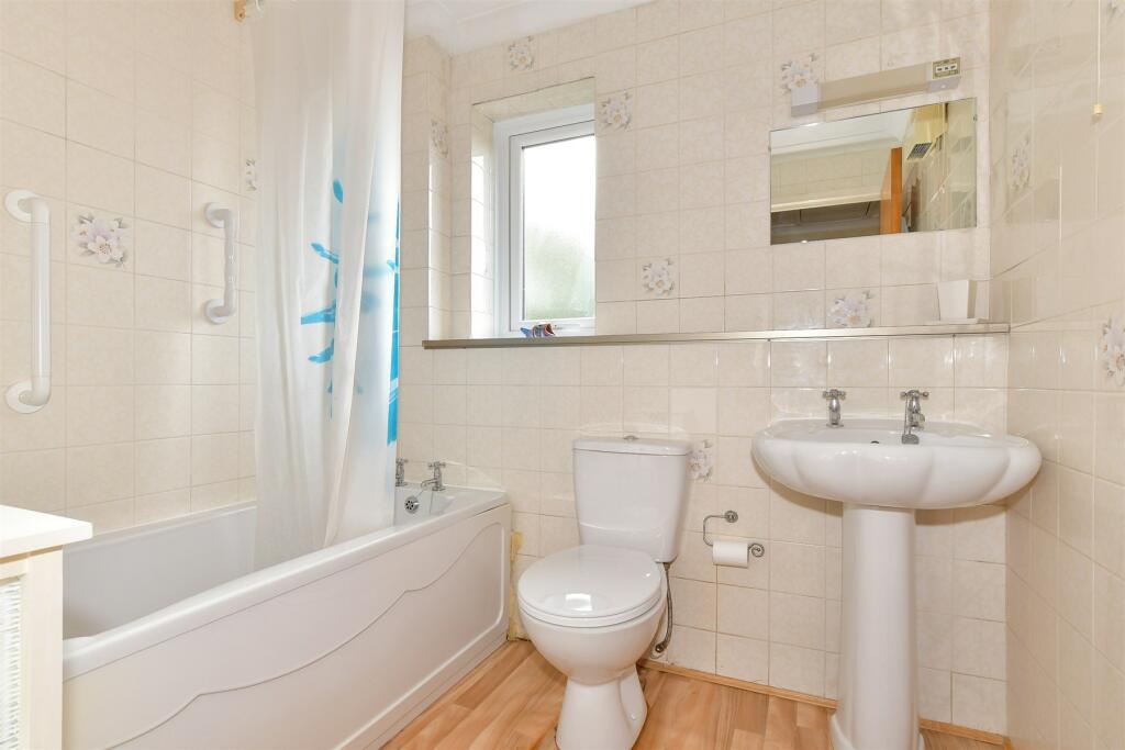 2 bed Apartment