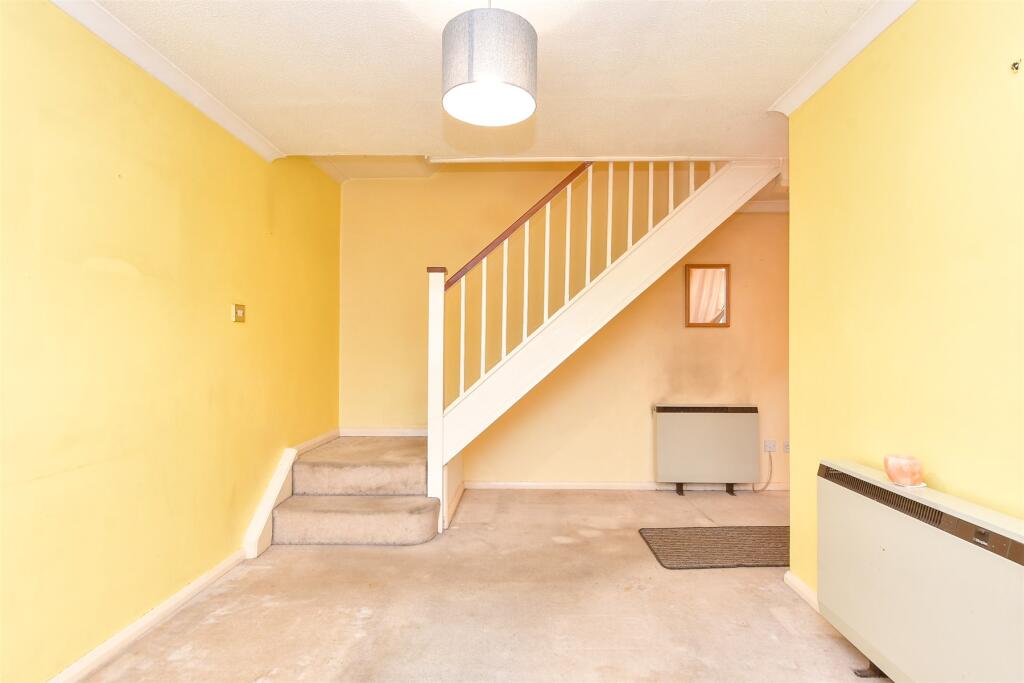 1 bed Semi-Detached