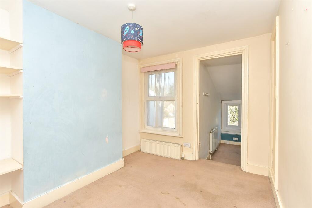 3 bed Terraced