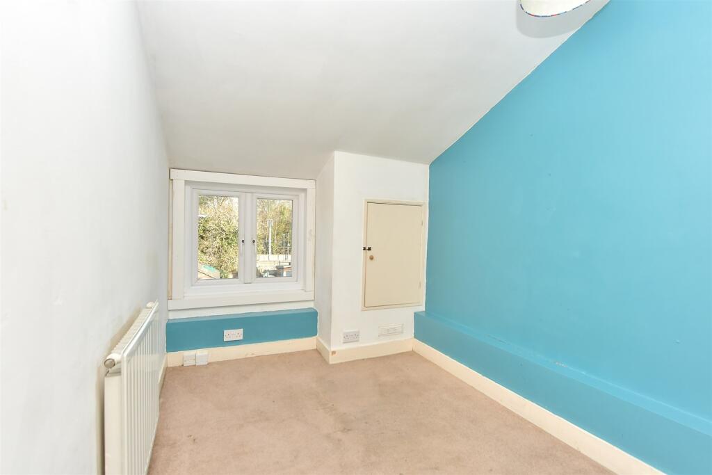 3 bed Terraced