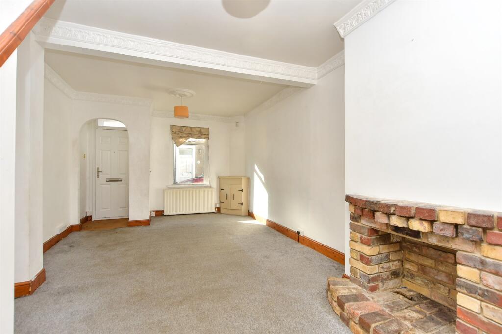 3 bed Terraced
