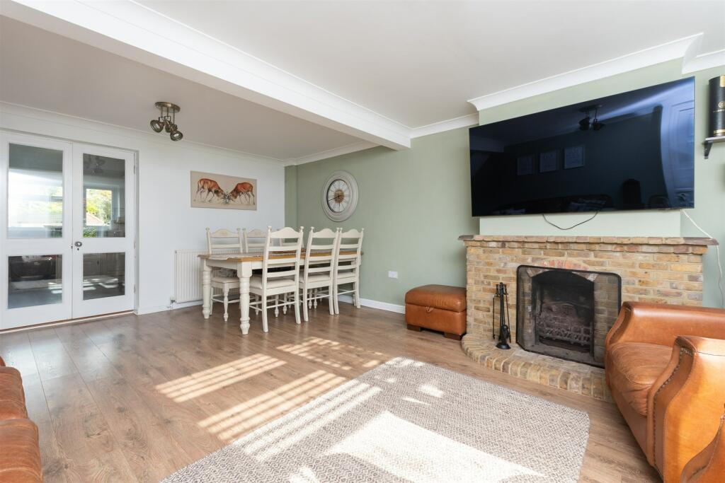 2 bed Terraced