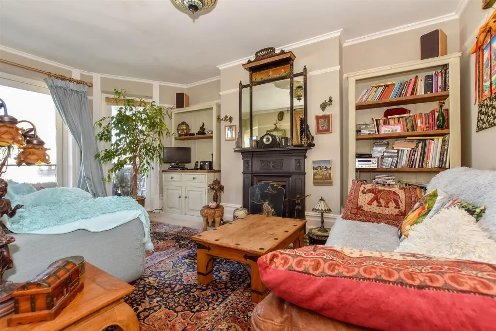2 bed Apartment