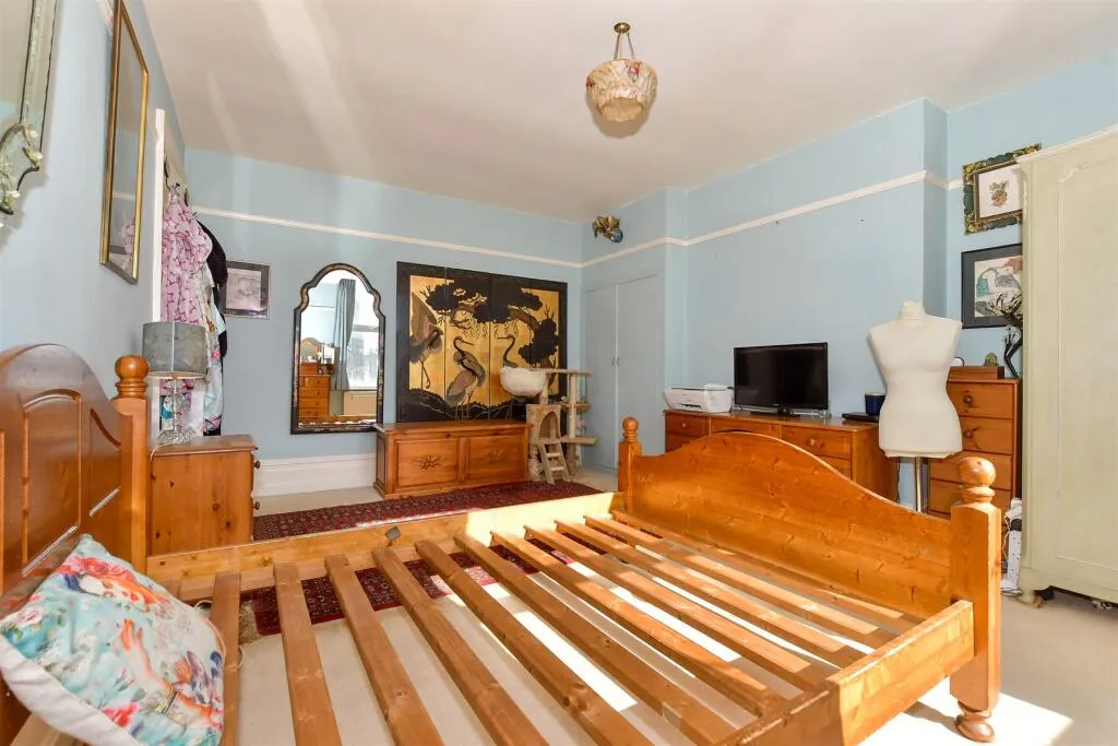 2 bed Apartment