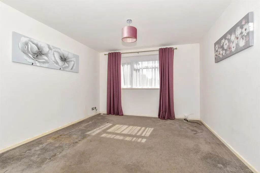3 bed Terraced
