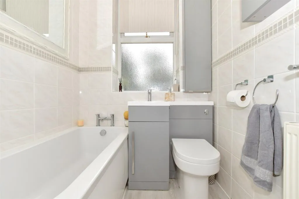 2 bed Apartment