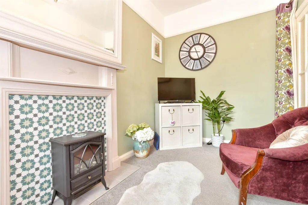 2 bed Apartment