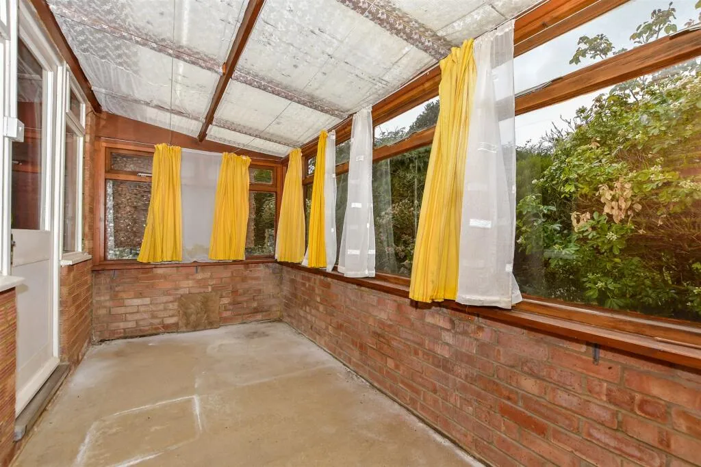 2 bed Semi-Detached Bungalow