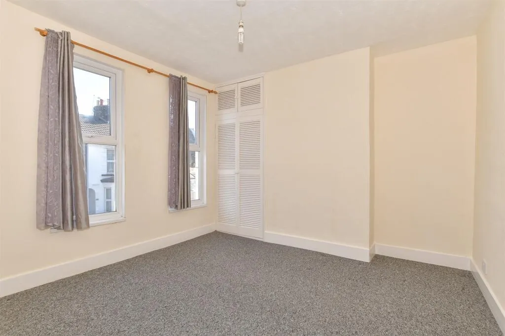 2 bed Terraced