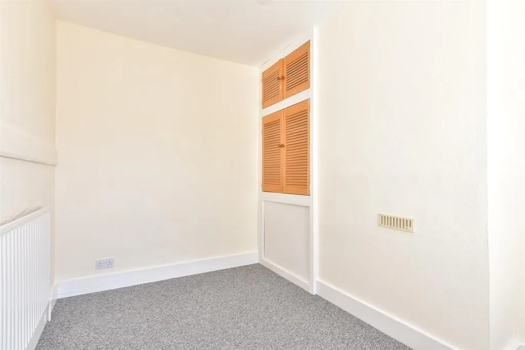 2 bed Terraced