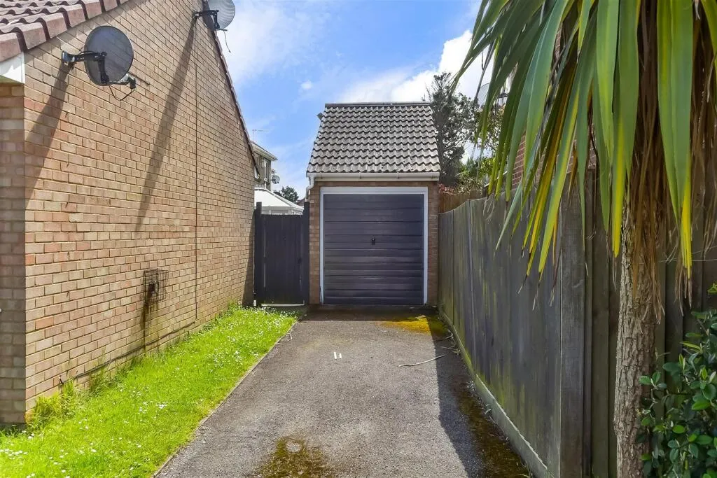 3 bed Detached Bungalow