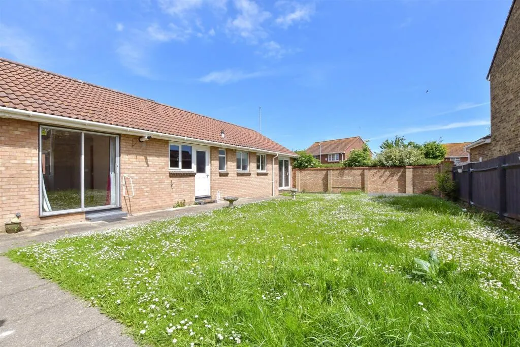 3 bed Detached Bungalow