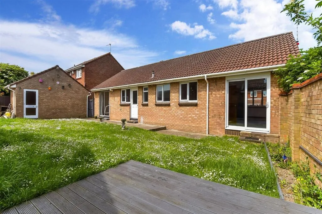 3 bed Detached Bungalow