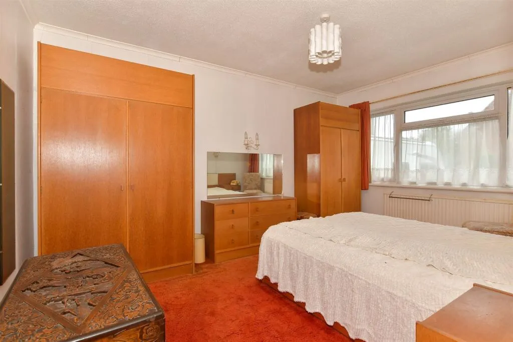 3 bed Detached Bungalow